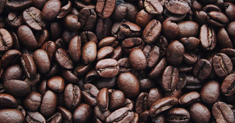 does coffee raise blood pressure